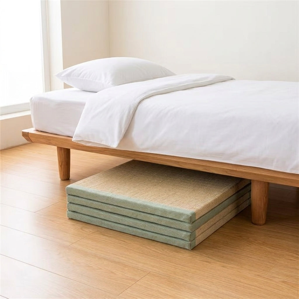 Tatami paille japonais sous un futon dans une chambre